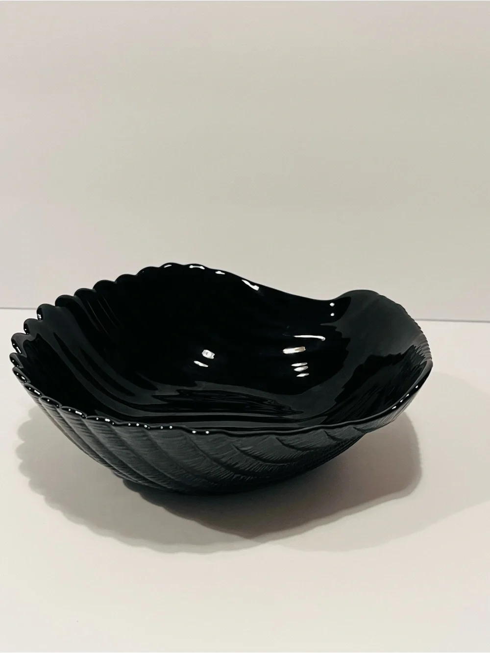 Vintage Arcoroc Coquillage Black Glass Sea Shell Set of 7 Serving Bowls